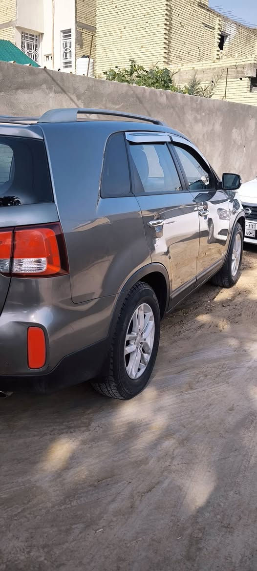 كيا سورنتو 2015 وارد امريكي بيها جاملغ وبنيد صبغ ❤️ اربعه سلندر ❤️رقم دولي بسمي اللون فيلي ❤️السعر 135 المكان كربلاء المقدسة ❤️ الاتصال على الرقم *********** ❤️ ابو حيدر الحسناوي ❤️واتساب موجود
