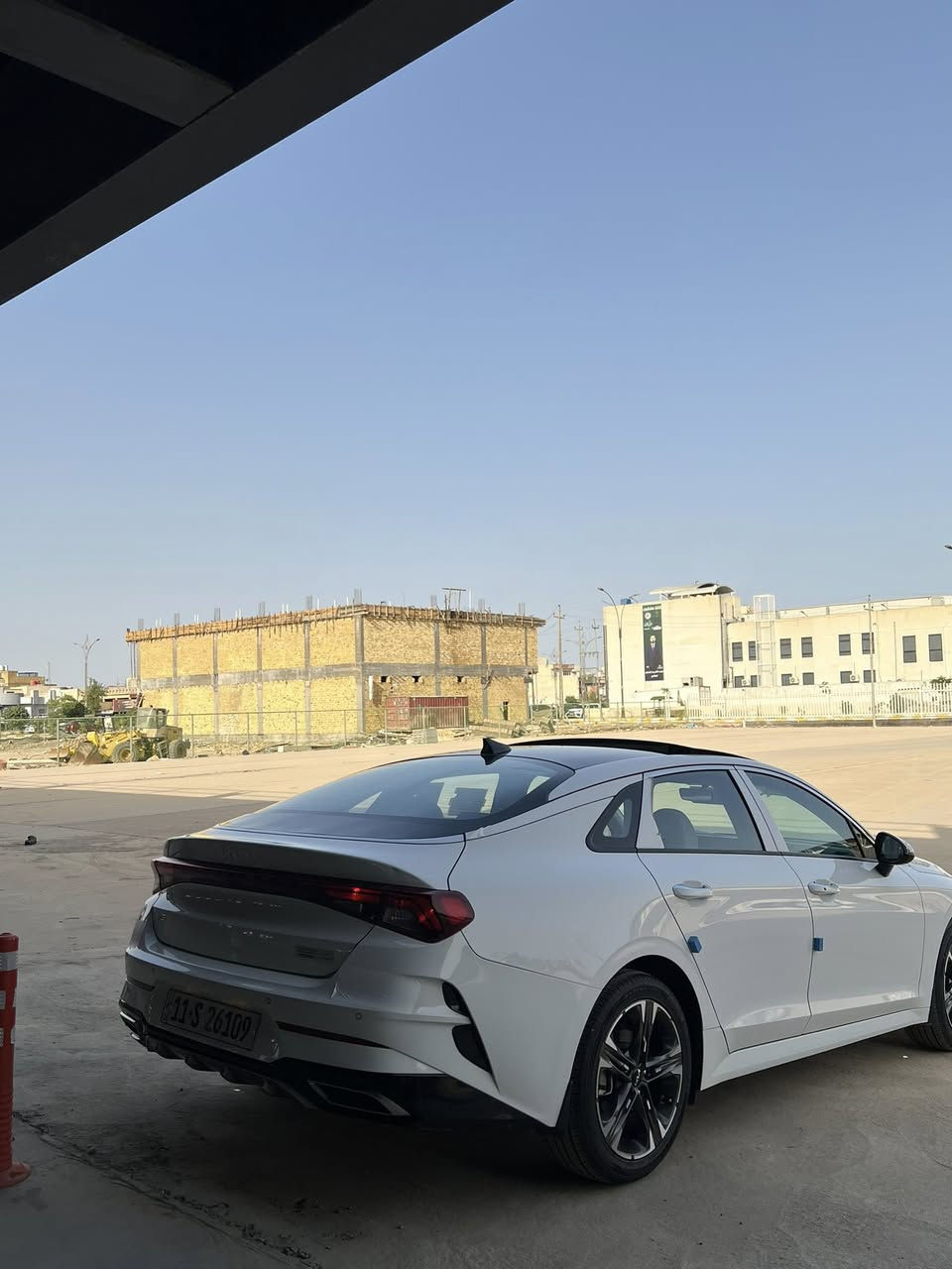 كي فايف K5 موديل 2023

‏‎فول 1/1 رقم بغداد الدولي بأسمي 

‏‎خليجي الشركة الدولية ماشيه (61 الف) بحالة الوكاله 

‏‎‏K5 على وضع الشركة بعدها بالنايلونات مال الشركة 

‏‎محرك 2.0 الفين دوش المرغوب 

‏‎المواصفات 

‏‎فتحة سقف بانوراما

‏‎دخول ذكي بصمة + تشغيل عن بعد 

‏‎شاشة اصلية + كاميرا دواره

ابل كار بلي أندرويد 

‏‎حساسات امامي خلفي

‏‎صندوق عند الاقتراب يفتح

مصابيح هيلوجين ثلجي 

‏‎المصابيح الامامية زنون +LED

‏‎المصابيح الخلفية LED

‏‎اضائه ضبابيه

‏‎مقاعد بعدها بالنايلون

‏‎مقاعد مخمل  + كهرباء 

‏‎سايد بريك بصمة

‏‎مثبت سرعة

‏‎فول تحكم ستيرن

‏‎5 وضعيات قيادة SMART-ECO-COMFORT-SPORT-COSTOM

‏‎مري كهرباء قلاب 

🛑 السعر خاص

بصمة عدد 2 

‏‎تبريد قطعتين 

تبريد منفصل 

محرك كير شرط بلادي

السياره مكفوله من الفتح والصبغ وبارد

مكان السيارة ناصرية مركز 

 

رقم صاحب السيارة 

***********واتساب موجود ‎

سعر سيارة 222 وبيه مجال
