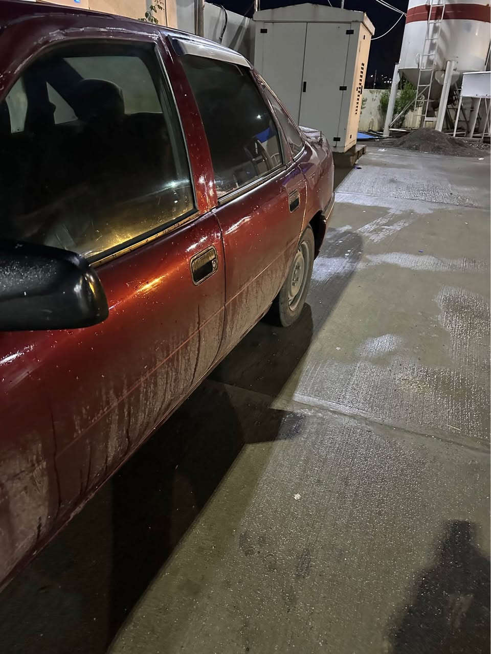 فيكترا موديل ١٩٩٣مه كينه ٢٠گيرعادي كيرو مه مينه به سه رت يه نه وي نوي ره قه م نوي وه كاله وبه نجه مور به سه رت په م عامه لوجواني جوارتايه ي نويي كاره باياتي گه رمي هه موي ايش ده كات يه ك دبنار مه سره في تيدانيه له هه وليرم سعري ٣٧وه ره قه و مه جال *********** أربيل, العراق
