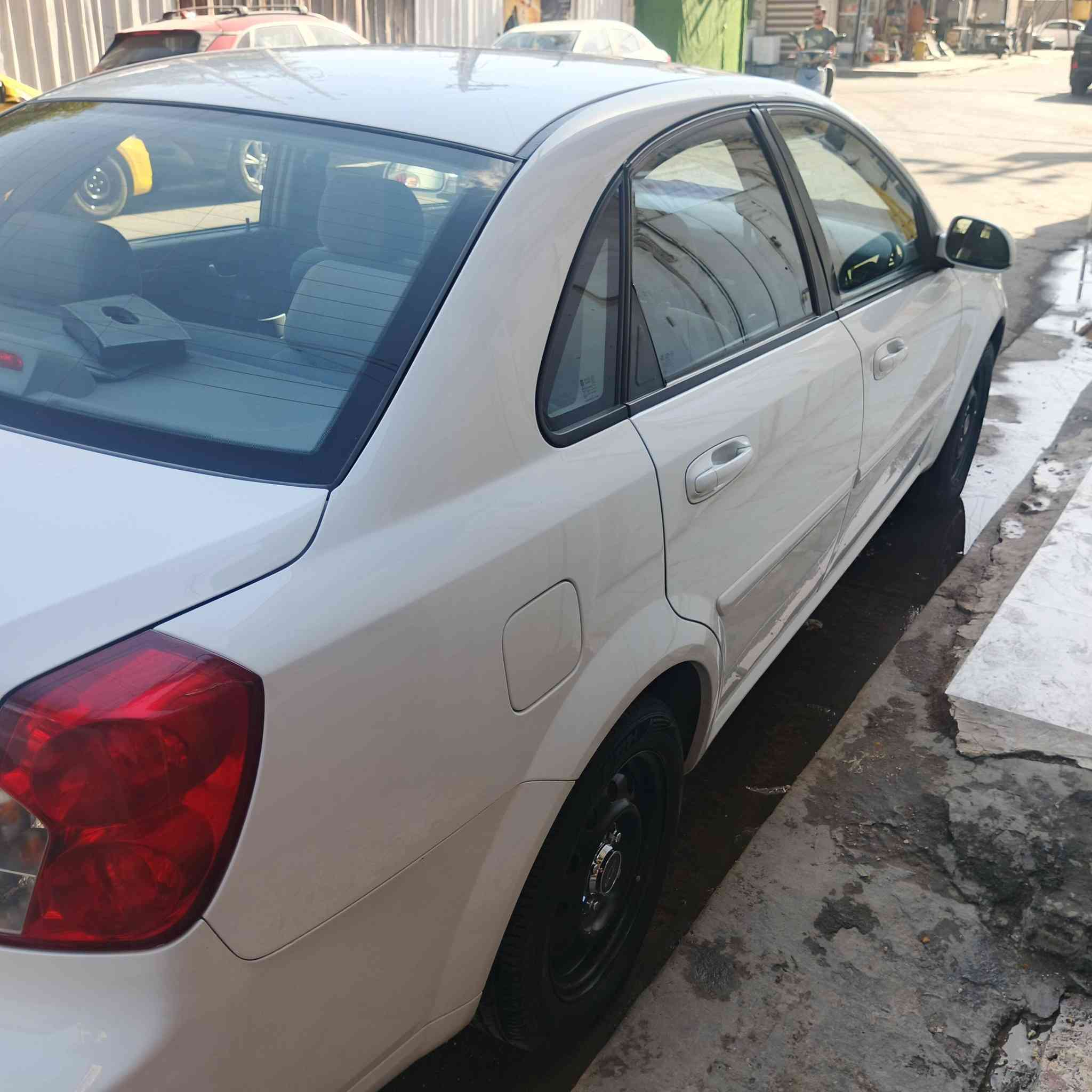 اوبترا موديل 2014 للبيع
السعر 110 ورقه بيها مجال بسيط او مراوس النترا 2015 فما فوق 
العنوان : بغداد الطوبچي
للاتصال : *********** او ***********
