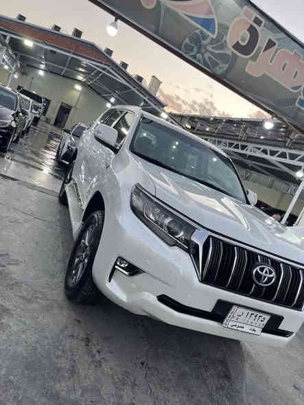 برادو موديل 2021. TXL مكفولة من الصبغ. ماشية بحدود ال 100 الف كيلو     
بيها شخط بالباب مال الصدر ومكحل. وبيها  حالوبات بسيطات جداً بالبنيد ما واضحات خلاص . السعر 39500$. مكانها بغداد. حي العامل او معارض البياع 
***********
