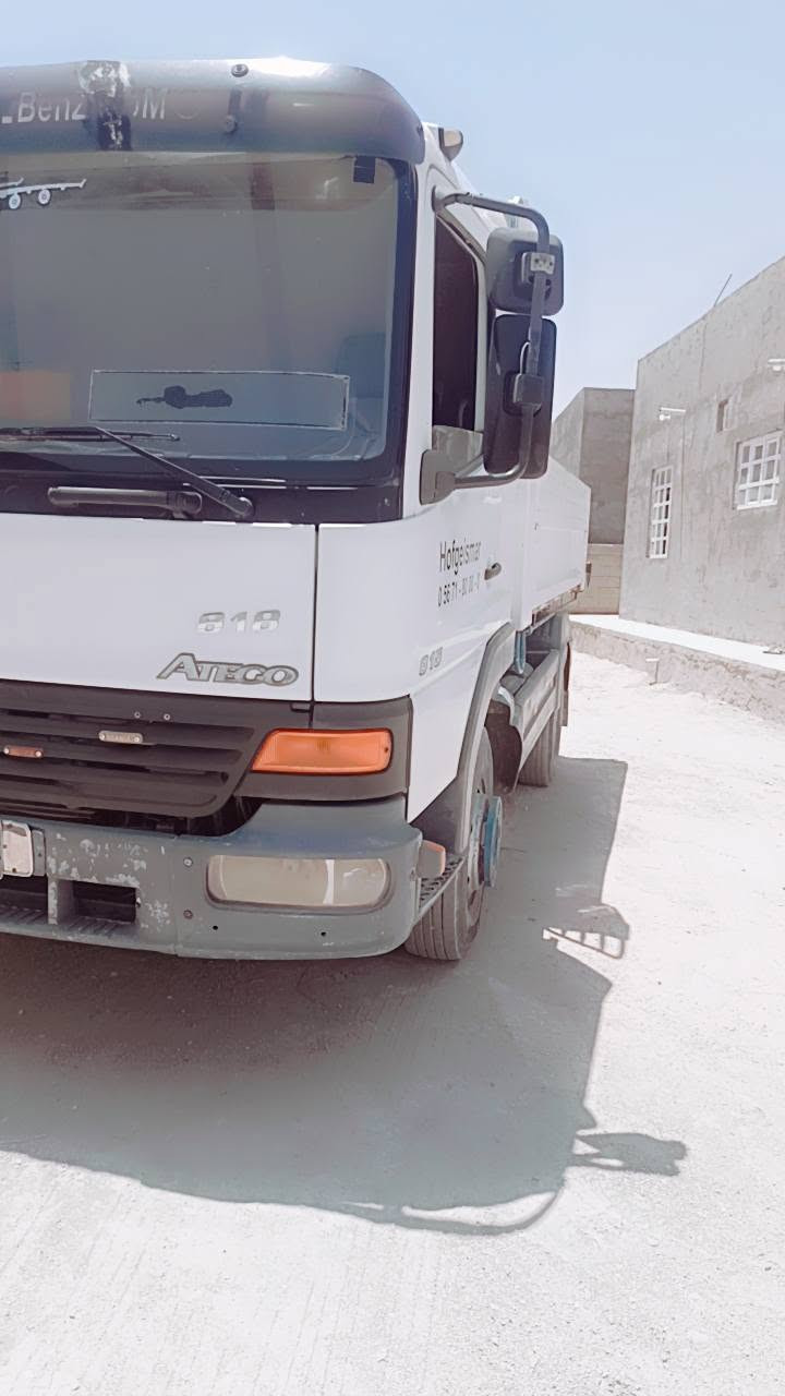 السلام و عليكم اخوان اتيكو للبيع
السياره خير من الله 
جاهزه من كلشي اليساره كبل لشارع موديل 2002
رقم مبايل ***********
