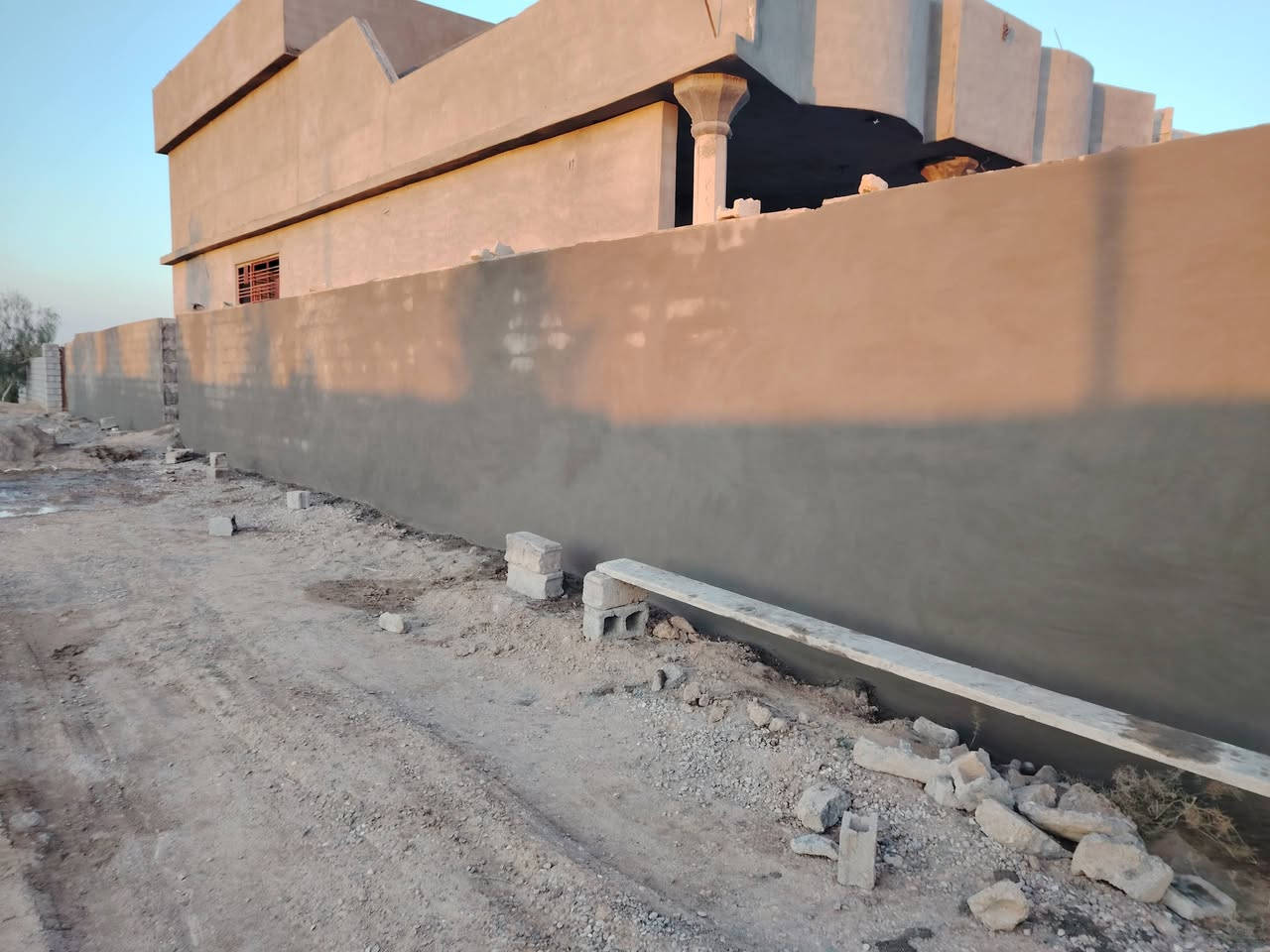 لباخ متفرغ شغل فول ديالئ بعقوبه سعر المتر 3 الف اشتغل كل مكان ***********
