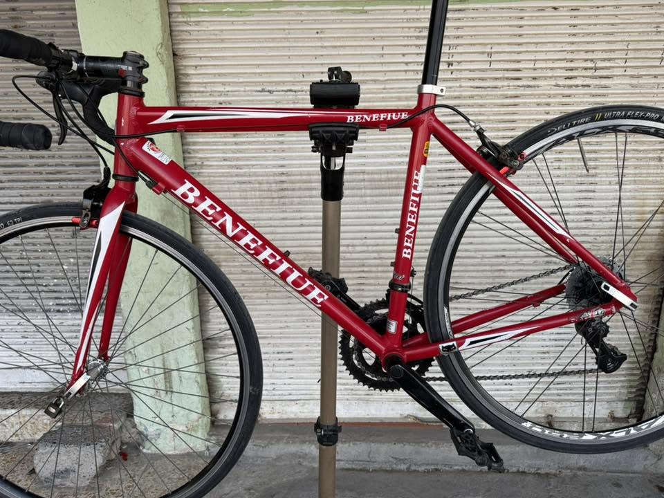 دراجة هوائية شركة بنيفيو 🚴🏻‍♂️ رود سباق 

الصنع صيني 🇨🇳 الأصلي مال باله 

سنة الصنع عام 2020

القياس28/c700

المعدن ألمنيوم 

قياس الفريم M مديم 50cm

السستم شيمانو تورني ياباني 

المكينة 3/8

لعابات شيمانو تياكرا 

نقال امامي شيمانو تورني

عقرب خلفي شيمانو تورني 

السعر 250 الف دينار 

عنوان المحل موصل أيمن تقاطع شارع كنيسة الساعة 🚴🏻‍♂️🚴

يوجد توصيل 🚚 كافة محافظات العراق 🇮🇶 

☎️***********
📞***********
