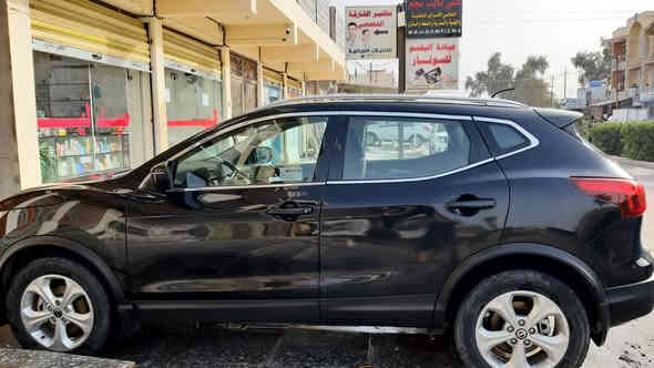 روج سبورت SV وارد أمريكا – للبيع
السيارة لون أسود، 

رقم بغداد باسمي 

السنويه 2026 تنتهي 

فئة SV، اقتصادية ومريحة 

محرّك 2.0 لتر  ونظام CVT اقتصادي.

– تشغيل بصمة + دخول ذكي

– شاشة معلومات + كاميرا خلفية

– نظام تبريد قطعتين

– مواصفات أمان كاملة (ABS – Airbags – Traction Control)

– نظام Eco 

– حساسات وإلكترونيات بحالة ممتازة

– صيانة منتظمة وسيارة جاهزة للاستخدام

حادث باب خلف السائق تعمير جاملغ الخلفي اخذها سونار واقتنع وشوف 

تخم تاير اصلي ياباني جديد 

السيارة نظيفة من الداخل والخارج، وما تحتاج أي صرف.

السياره ماشيه 130كم حقيقي 

السعر 165 ورقه بلاش البلاش 

للاستفسار الاتصال عادي وواتساب 

***********
