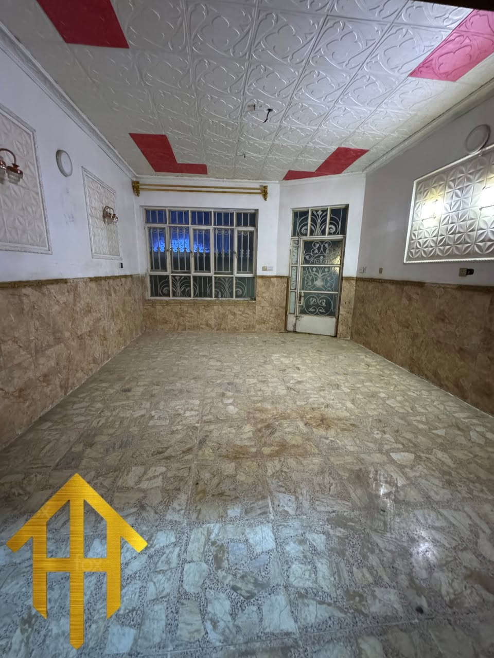 🏦 ®️مكتب الرواسي للعقار ®️ 🏦

‼️اعلان جديد‼️

🔴تسلسل العرض:-{ 122}

®️دار للبيع  🅿️🏚️ 

     المساحه الكلية:-208م

      واجهة:-10.4م.        ✖️.    نزال:-20م

®️تفاصيل البيت:-{بناء سنة 2015}

الطابق الاول:- { استقبال ➕مطبخ ➕خدمات ➕حولي  ➕(2) غرف نوم }

الطابق الثاني:- { ( 4) غرف نوم➕ خدمات  }

📍موقع البيت:- شارع الصحة {شارع 15 متر}

            .………..{بأدارة السيد ابو عبد }………….

للاستفسار📞📞📱📱

عبد الرحمن.    ***********

   منتظر.             ***********
