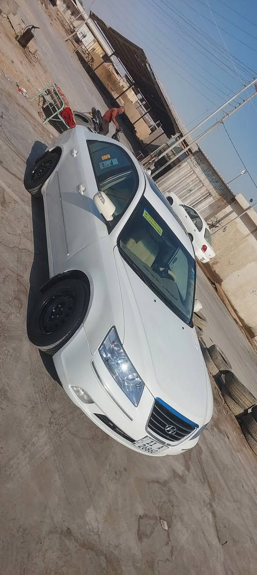 سوناتا موديل ٢٠١٠ خليجي سياره حلوه ونضيفه كلش للبيع او المراوس سونار موضح بصور مكاني سماوه ***********

