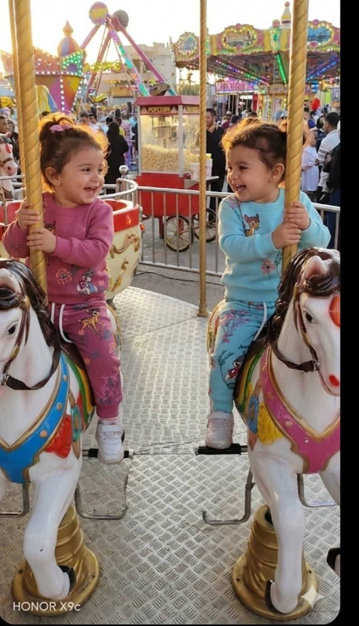 وصلت وجبة تركسوات ولادي وبناتي الشتوية 🔥❄️
خامة تركي ناعمة ودافية، مناسبة للبرد
الأحجام من 6 شهور إلى سنتين… موديلات كيوت ومرتبة للأطفال 👶💛
الألوان حسب الصورة 🌈

للطلب والاستفسار مراسلينا بأي وقت 🤍✨
للطلب والاستفسار *********** واتساب
العنوان موصل حي سومر مقابل أعراس راما 

#الموصل #تركسوات_اطفال #خامة_تركية #ملابس_شتوية #بيبي_ستايل
#العراق #العرض_المستمر #البسه_الكرم #موديلات_جديدة
