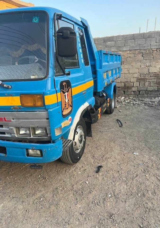 نيسان للبيع موديل 91 بلاد قلابي رقم ديالى مكينه 12 خيط بخاط تخم تاير مكان سياره بغداد ***********
