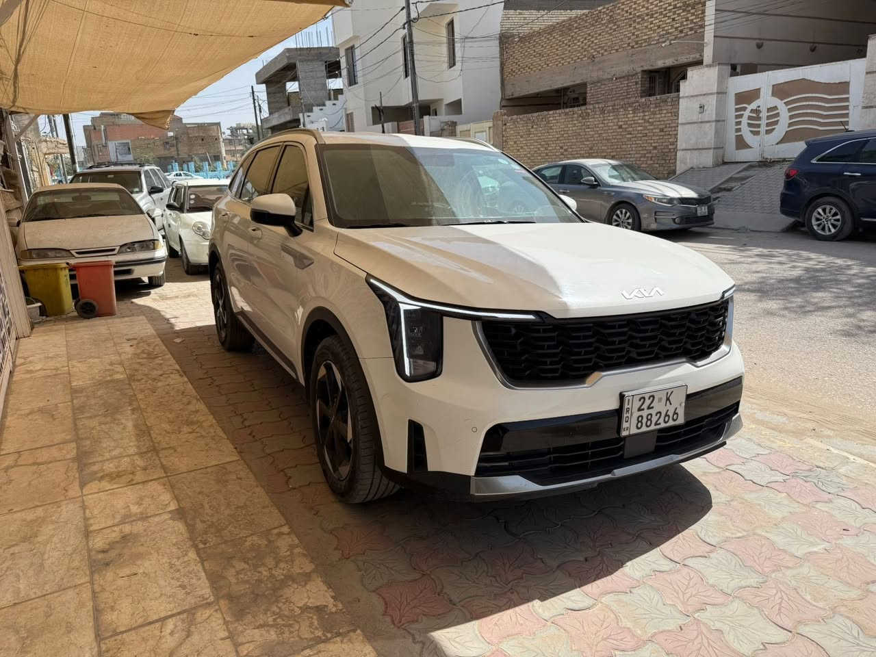 معروض للبيع سورنتو 2024 سته سلندر 
خليجي مكفوله كفاله عامه
 من ضربه وصبغ وبارد وتبديل وكلشي بحالة الوكاله 
ماشيه 60 الف كيلو 
رقم اربيل وكاله او تحويل بضمانتي 
مواصفات معروفه بصمه تشغيل وبيبان 
تشغيل عن بعد كشنات كهرباء لد امامي وخلفي
مكان السياره النجف الحنانه 
السعر ٢٩٣ ورقه وبيها مجال بسيط للشراي 
للاستفسار ***********
