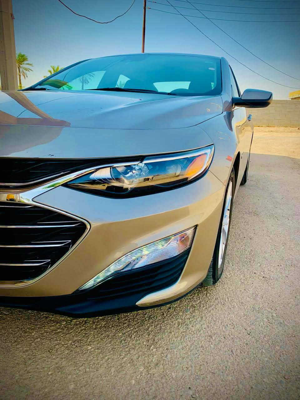 السلام عليكم ماليبو للبيع سياره حره دخول جديد بدون رقم ترقم حسب محافضتك مديل23 ماشيه43 ضربتهه طاك التاير ومعور الجاملغ ورجع عالبارد لاصبغ ولا سمكره والسبير مانازل السعر135 وبيها مجال بسيط واي استفسار اتصل ***********
