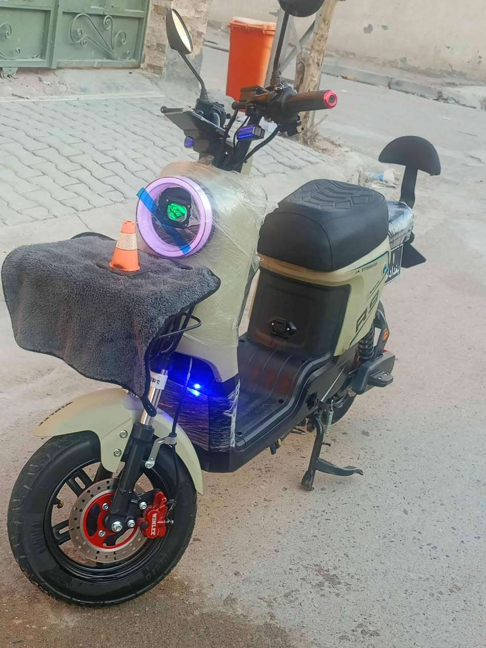 دراجه للبيع ار 9 خمس بطاريات شحن فولل مكان بغداد مدان سعر 480 وبيه مجال 0774800130


**إذا كنت صاحب هذا الإعلان وتريد حذفه لأي سبب، رجاءا أرسل رسالة إلى الدعم الفني**