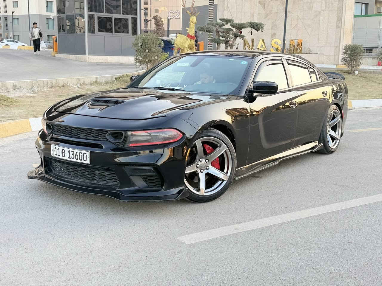 السلام عليكم  

165 وبيها مجال كلش بسيط ماكو هيج سعر بلعافية ع ياخذها اهجم السوك 😍👋🏻♥️💕

جارجر ارتي لون اسود موديل 2016 اصل باسمي رقم وسنويه وهزه جديده تحويل ثاني يوم 

هيمي محرك v8 5700

مواصفاتها 

شاشه كبيره 
شفتات ستيرن
تشغيل عن بعد 
ويل كب 20 
سوبر تراك باك
دكمه سبورت

الإضافات 
اكسل 3.0.8
ويل نجمه جديد 

دعاميات هيلكات 
سبايدر قطعتين
زعانف اماميه 
تهبيط
برمجه ضرغام 300$ 

ماشيه 100  الف فقط 

الحادث جاملغ وباب السايق مبدل بلادي وبيها جاملغ ورا 
بجم بلادي  لغد وشواصي كفاله بشرط
يعني 4 قطع صور حادث ب منشور 

ماكطع سعر ب تلفون يولد المو شراي لا يتصل ويتوعد فدوه 💕 بلعافية ع ياخذه وكل التوفيق للجميع 
مكان السياره بغداد حي جهاد  
 
***********
***********
