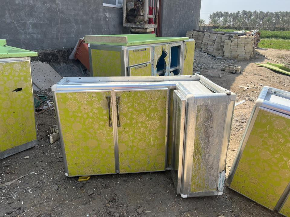 كاونتر ألمنيوم للبيعً نضيف عوزه ترتيبات بسيطه السعر خاص او الاتصال ع الرقم *********** مكاني بابل الحمزه الغربي
