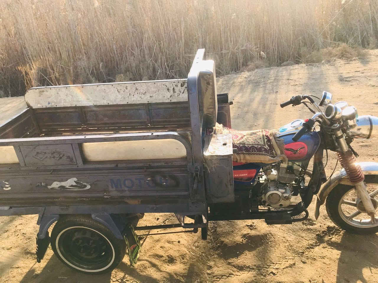 ستوته لبيع موديل 2016 اصوليه مكفوله من كل شيء اصوليه اوراق ا شراي يتصل والرقم الهاتف ***********
