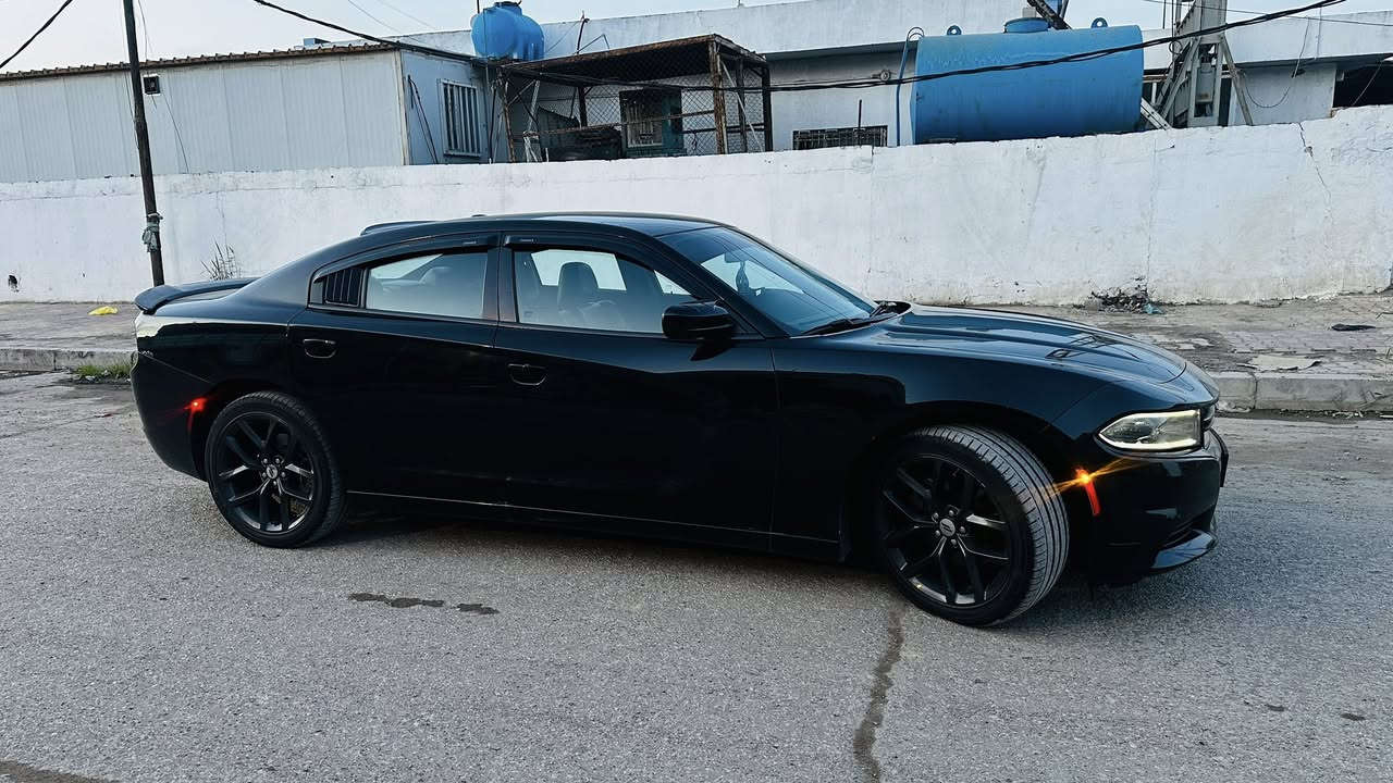 تحيه طيبه
جارجر موديل2019 خليجيه وكالة هارلم 
الفئه SXT 
السونار مرفق بالصور فقط بارد بدون تبديل بدون صبغ بدون حادث 
ماشيه 87الف ميل 
رقم اربيل تحويل فقط لا تجيني ادكلي اريد وكاله 

مكان السياره الكوت مركز المدينه 
سعرها 235 وبيها مجال للشراي 
للاستفسار اكثر 
***********
***********
