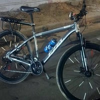 للبيع...للبيع...للبيع BIKE EZEL المواصفات: نوع المعدن المنيوم ثقيل عكر...