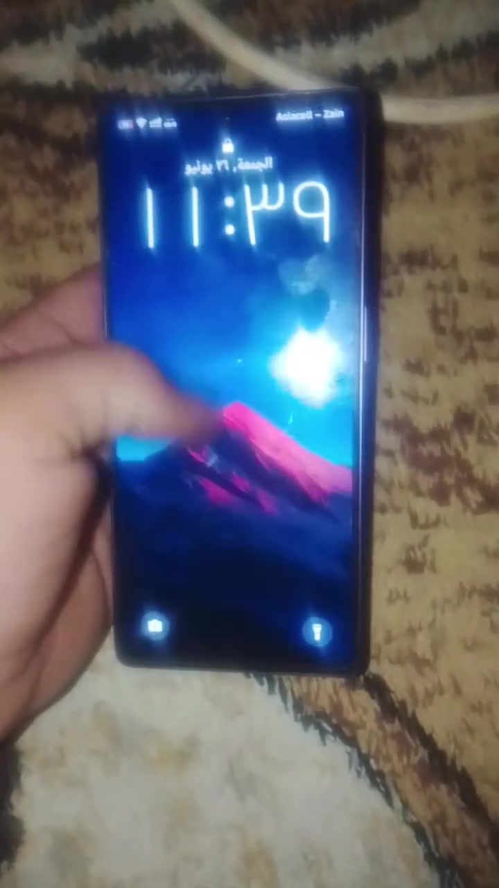 بيع جهاز نضيف جهاز مستعمل اقل شهر مستعجل عله البيع ♥️ س 50باب اول اخو جديد السعر350وبي مجال***********متوجد وتساب و عله الخط
