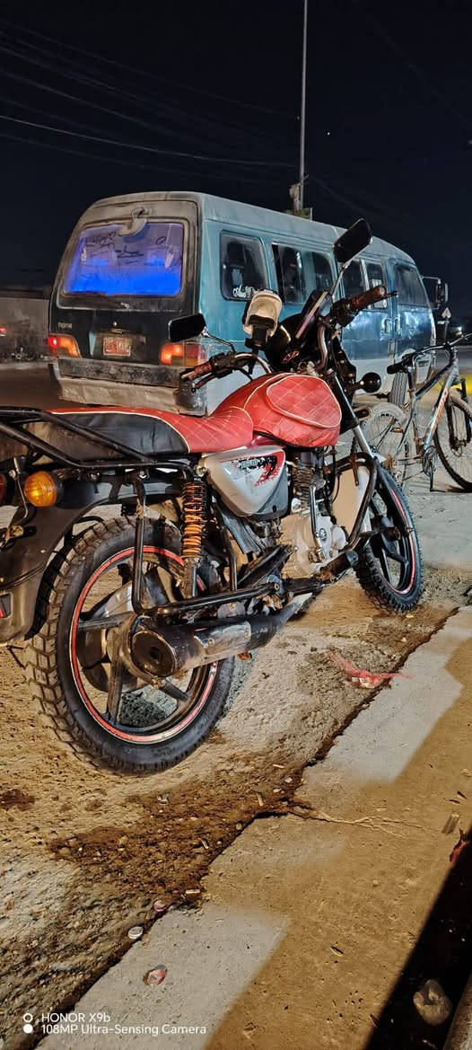 سلام عليكم بوكسر موديل 20 مجفته تجفيت شركه نظافه المحرك 100 تأير امامي جديد وخلفي جديد أوراقها موجوده نكره شلعه ومعدل طيران عارضها مليون 100 وبيها مجال بسيط مكاني بغداد الحسينية


**إذا كنت صاحب هذا الإعلان وتريد حذفه لأي سبب، رجاءا أرسل رسالة إلى الدعم الفني**