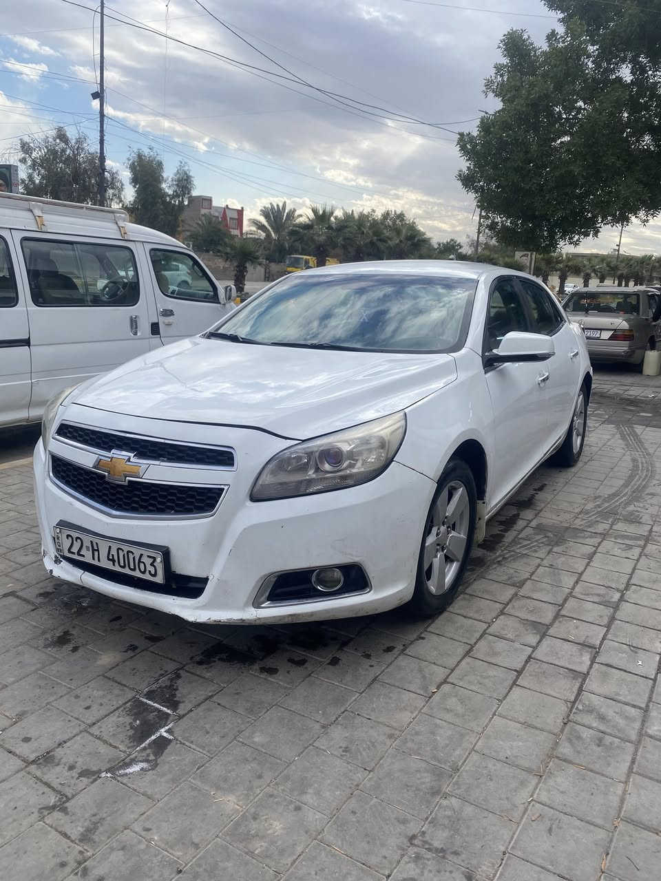 السلام عليكم ماليبو 2016 واحد عله واحد موصفات مزوعه رقم أربيل
بيه جفيه ومصبوغه عام السياره بيه نقوصات راديتر طاك والكير بي هاف  
السعر 60 مكان السياره بغداد حي البنوك للأستفسار ***********
