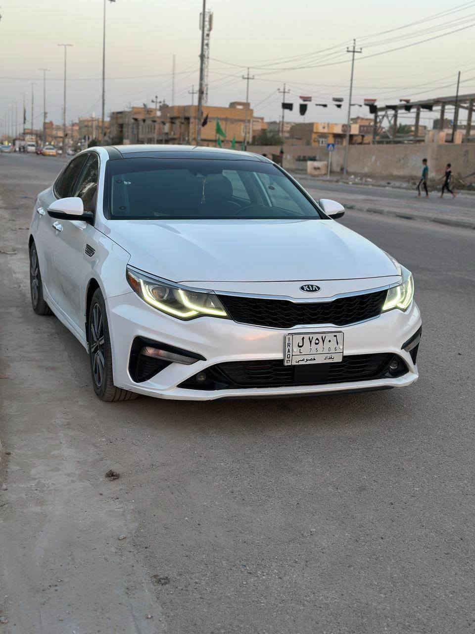 السلام عليكم
اوبتيما  2020  EX امريكي
فول مواصفات
مكينه ١٦٠٠ تيربو
تبريد قطعتين
تبريد وتدفئه بالكشنات
رادار مانع تصادم
قيادة ذاتيه
بانوراما
للتواصل على الرقم
***********
