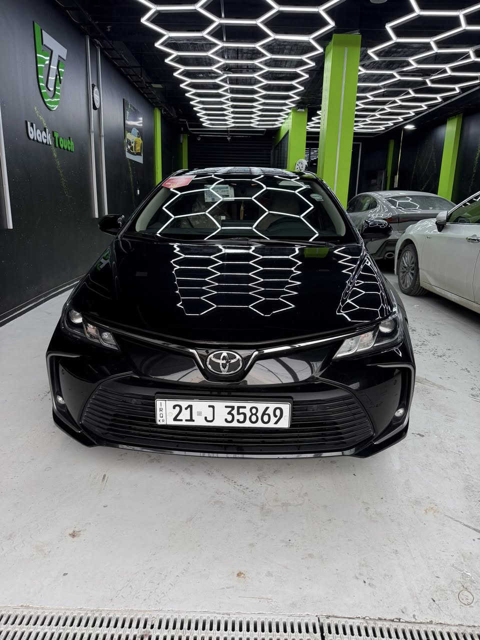 السلام عليكم كورلا ٢٠٢٢ ساز أم الضمان 

بانزين فقط كير محرك ع وضع الوكاله
سياره مضلل بسنويه وكفاله عامه من الضرر شرط مكفوله حته من البارد والشخط
فول موصفات  وبسعر 16/500$
موصفاتها
فتحه
بصمه 
دخول ذكي 
قطعتين تبريد 
بك لايت led 
أشاير بالمري مري شفط مكان السياره الانبار فلوجه
الاتصال ***********//***********
