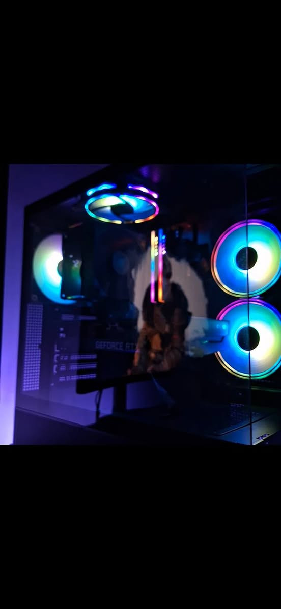 الله يساعدهم الشباب الطيبه تجميعه للبيع جداً قويه واقوى من منافسينها بنفس الفئه السعريه وبسعر مناسب جداً
الله يساعدهم الشباب الطيبه تجميعه للبيع جداً قويه واقوى من منافسينها بنفس الفئه السعريه وبسعر مناسب جداًً

مواصفاتها:

Rtx 3080Ti eagle 

R9 5950X 

M.b b550m aours elite 

Ram 16g aorus

Cooler ak400 digital deepcool

Case thermaltake 

Ssd 128gb adata 

Hdd 1T segate 

M.2 1crucial

شاشه coolermaster 240hz بالصوره جوه 

ماوس كولريس مودل O واير اسود 

كيبورد ريدراكون k708

[بدون بور سبلاي]

كل القطع اني مشتريهن بيدي ومجمعها على ايدي

 

ملاحظه /جامه الكيس الاماميه مكسوره بس موجوده القواعد تكدر تفصل واني الكيس حسبته باقل من نصف السعر لاكن جداً نظيف وكارتونته موجوده و اطي ويا هديه كت فانات deepcool cf 120 plus

الكارت بدون كارتونه لان ذبيتها 

جداً نظيفه استعمال قليل كل ملحقات وكراتين القطع موجوده 

سعرها 1 و 200 وتوصيل لكل المحافظات موجود 

تريد ابيعلك قطع مفرده هم موجود ان شاء الله 

سبب البيع عدم التفرغ

نعتذر على الاطاله 🤍


**إذا كنت صاحب هذا الإعلان وتريد حذفه لأي سبب، رجاءا أرسل رسالة إلى الدعم الفني**