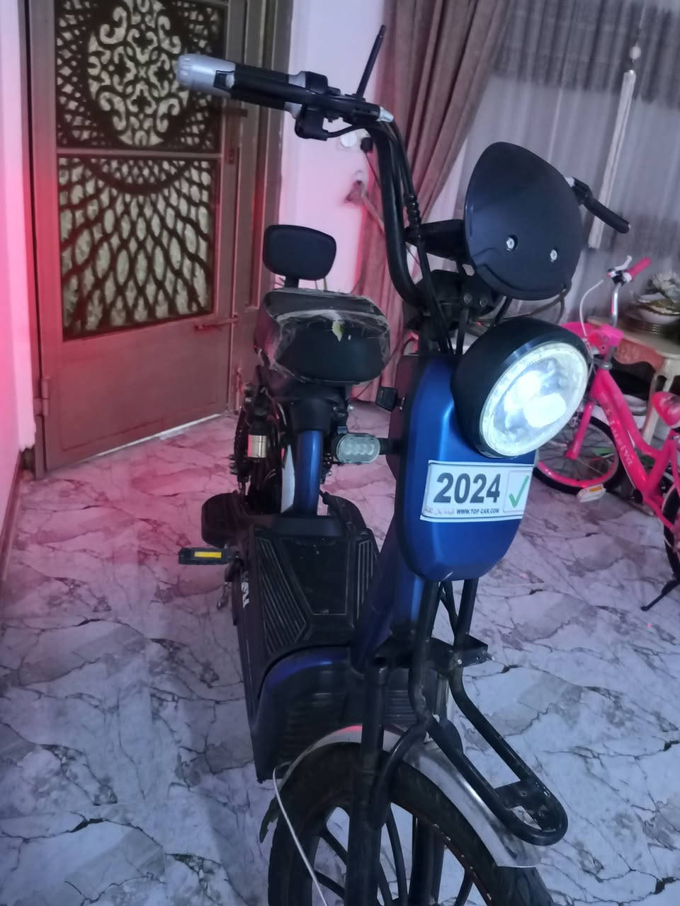 ماطور شحن للبيع نضافه 90% بطاريات زين 80% شقال لايت شاشه موديل 2024 فقط خلل زغير ما يمشي سبب التاير الخلفي بي خلل مكان كركوك قادسيه الثانيه 
رقم الهاتف ***********
