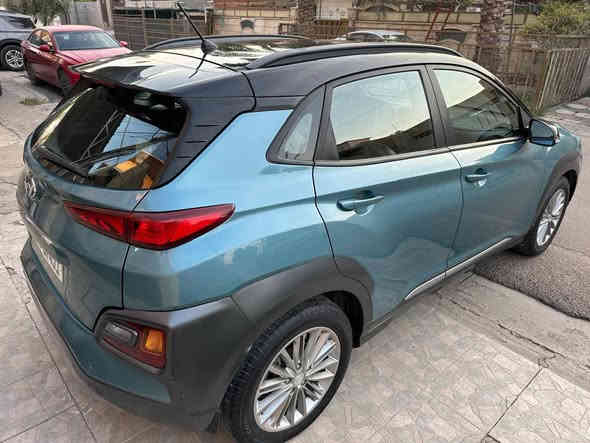 السلام عليكم اخوان 
كونه ٢٠١٩ خليجي خليجي مكفوله 
بدون صبغ بدون حادث حتى دعاميات كفاله
 السياره لون مميز تو كلر لونين 
رقم بغداد الانكليزي الجديد 
ويل كب 
تحكمات ستيرن 
لدات امامي 
لدات خلفي 
حساسات امامي خلفي
 اشاير بالمري 
ثلاث وضعيات قياده 
ماشيه ٧٢ فقط 
كشنات جلد ومخمل 
اسود واحمر 
كير مكينه تبريد صدر كفاله
السعر ١٥٨ مجال بسيط 
 مكاني بغداد العامريه 
***********
