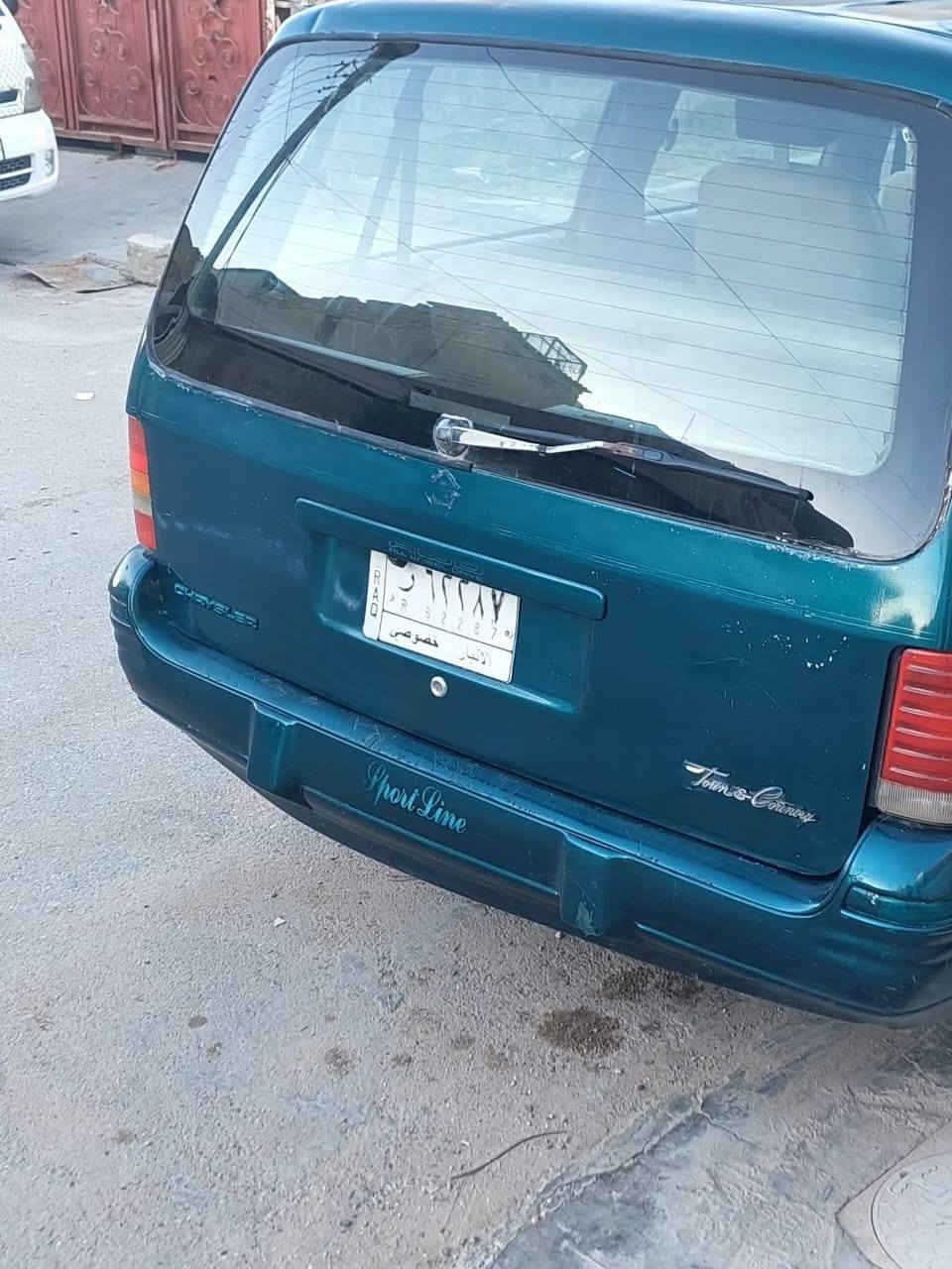 🚗 للبيع: دوج كرايزلر موديل 1995

سيارة نظيفة جداً وكاعده كشر، بدون ضربات أو خياس، والداخلية مرتبة ونظيفة.
المواصفات:

- مكينة جديدة
- كير جديد
- صدر جديد
- بطارية جديدة
- تايرات جديدة
- الدوشمة مسوية حديثاً

السيارة شغالة تمام وما بيها مشاكل، فقط تحتاج تصليح بسيط بعداد الكيلومتر والرون والحرارة.

📍 الموقع: بغداد – أبو غريب
📞 للتواصل: ***********
(متوفر واتساب) بغداد, العراق
