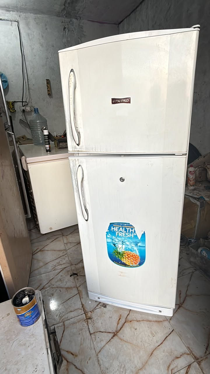 للبيع ثلاجه كونكورد حجم وسط شرط الشغل مجمده رويال شرط التجميد - الشطرة ***********
