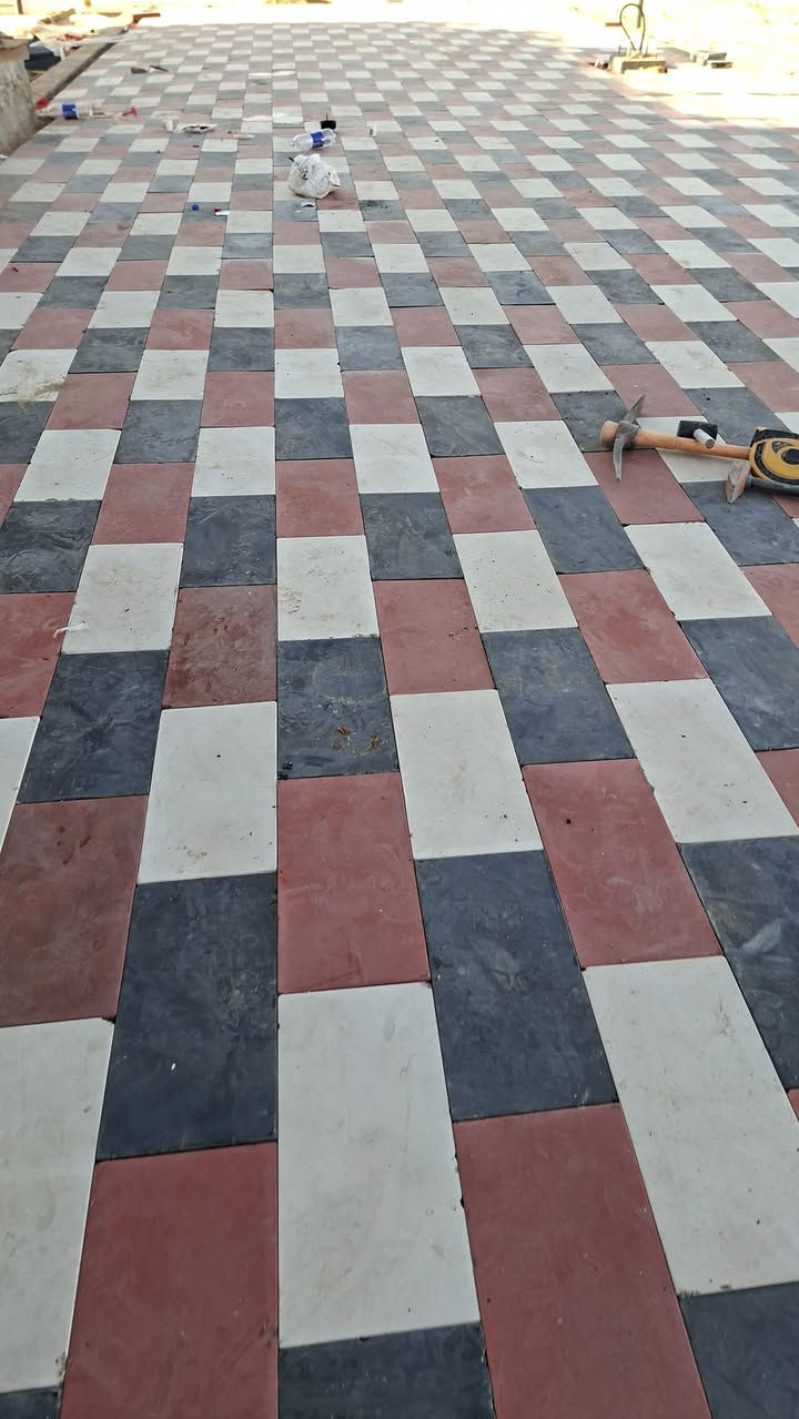 شقل مغرنص درجه وله جميع المحافظات شقل سراميك متوفر كادر عمل شغل مقنص درجه اولى***********
شقل مغرنص درجه وله جميع المحافظات شقل سراميك متوفر كادر عمل 7
