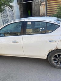 نيسان صني • ٢٠١٦ • يحتاج صبغ