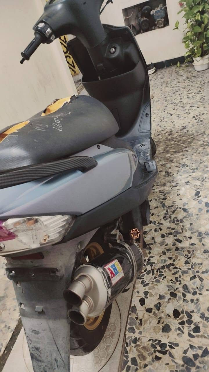 دراجه ماكس عدله للبيع بلاديه 49 براغي ما مفتوح بل محرك جيب فيتر وفحص دراجه خير من الله شلعه ومعدل
دبل رياضي.

شيال رضاضي 

صدر رياضي 

وياله رياضي 

دراجه مكاتبع القديم مال المعرض موجوده ومنفيز ومكاتبه الجديده دراجه سعرهة 850  الي مو شراي رجان لا يدخل يعامل ويطلع مكاني بغداد المدائن ناحيه الوحده قرب مجمع ريحانا لسكني  رقمي... ***********
