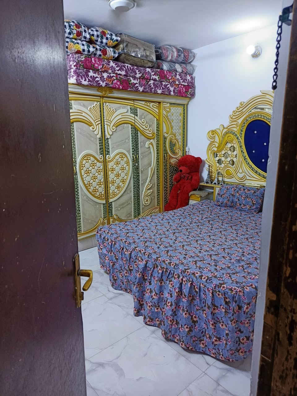 السلام عليكم بيت  المساحه 70متر واجه 7نزال 10 زراعي حجي عماد  خدمات كامله كهرباء مي مجاري السعر 45قابل لتفاوض *********** بي واتساب
