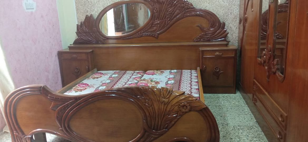 سلام عليكم غرفة نوم نجارة نظيفة للبيع السعر مليون قفل
سرير طفل عدد اربعة السعر ٦٠  الف للسرير الواحد
 كامل مع الدوشك والبطانية ٧٠ الف للاستفسار الاتصال  ***********
