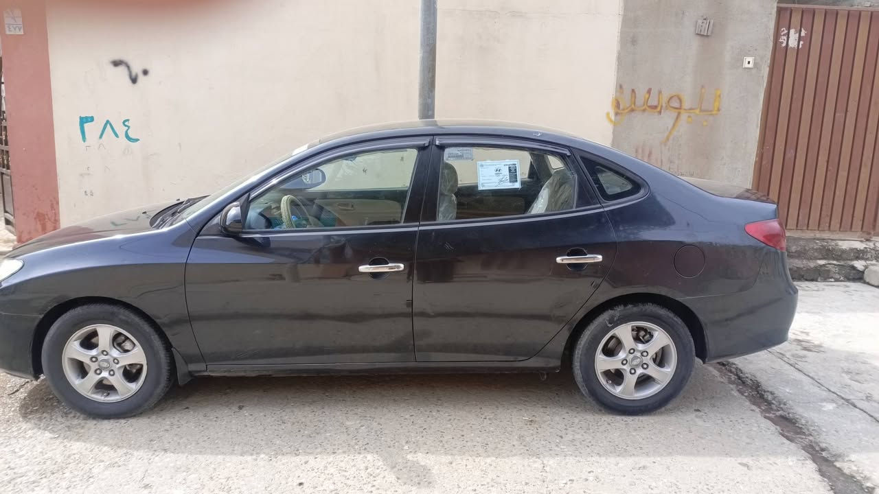 للبيع الانترا موديل 8 رقم نينوى كربون بنزين بيها محرك 16 كير توماتيك محرك شرط ضرر موضح بالصوره مال تحرير بوند وسقفيه مطوز اثر تقهيل سياره كلها شرط بدون دواخل السعر 90 وبيها مجال *********** /***********
