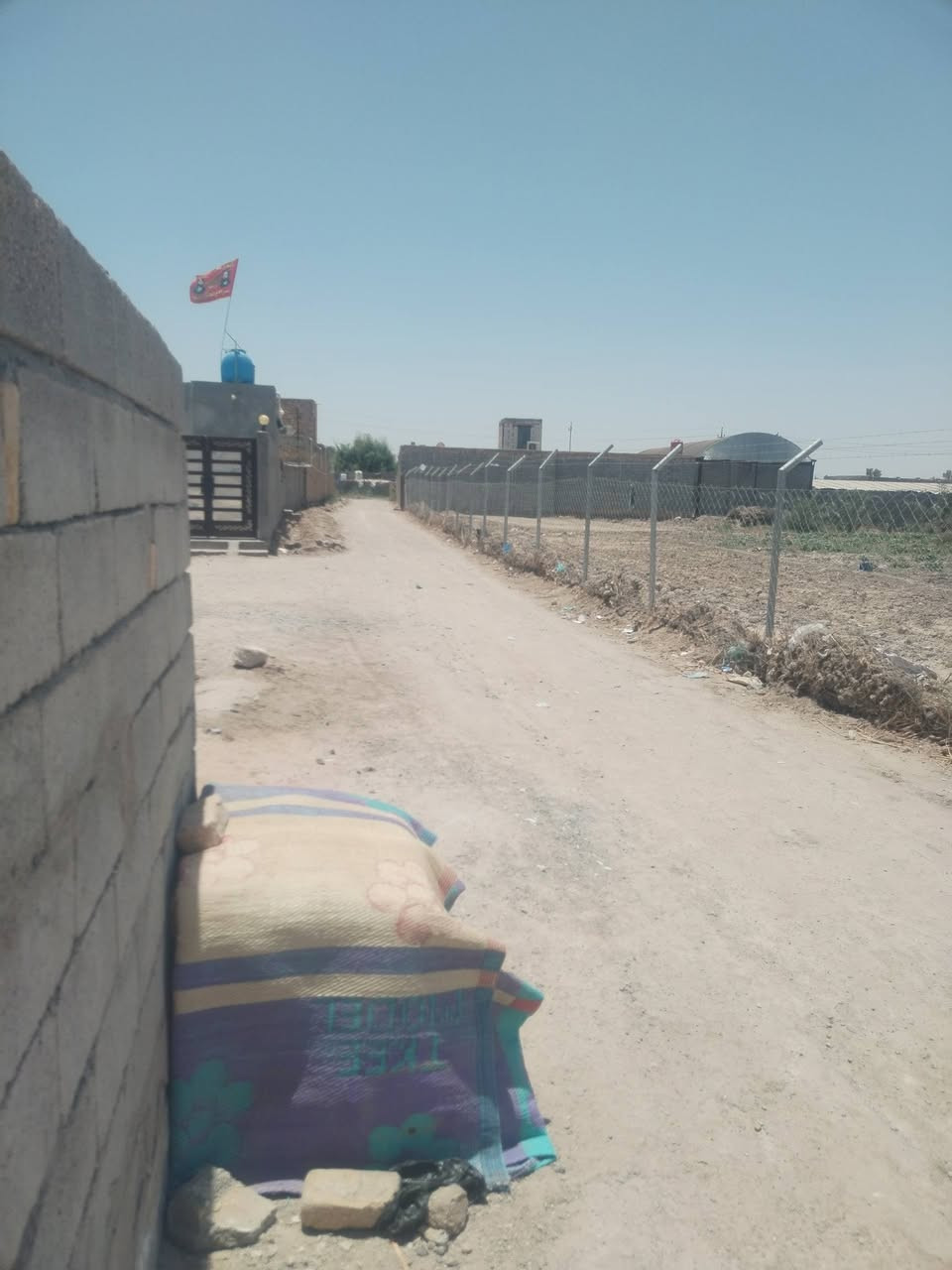 دار للبيع ***********
