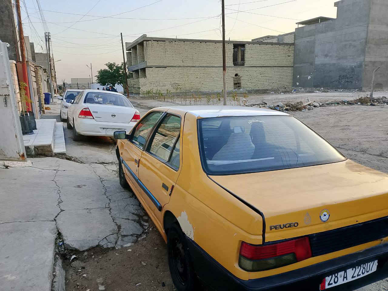 سلام عليكم بيجو روى2009 للبيع رقم دولي نجف باسمي محرك خيط تبخير بدون تنقيص مصفره هيئه ونقابه كير تخم تاير كهربائيات كلها شغاله السعر 20وبيها مجال للشراي *********** العنوان بغداد بغداد, العراق
