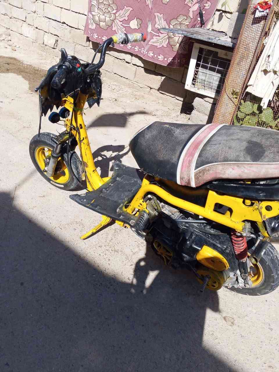 دراجه فراشه للبيع السعر ٢٥٠ وبيها مجال للمكان قضاء المدينه باهله
***********
