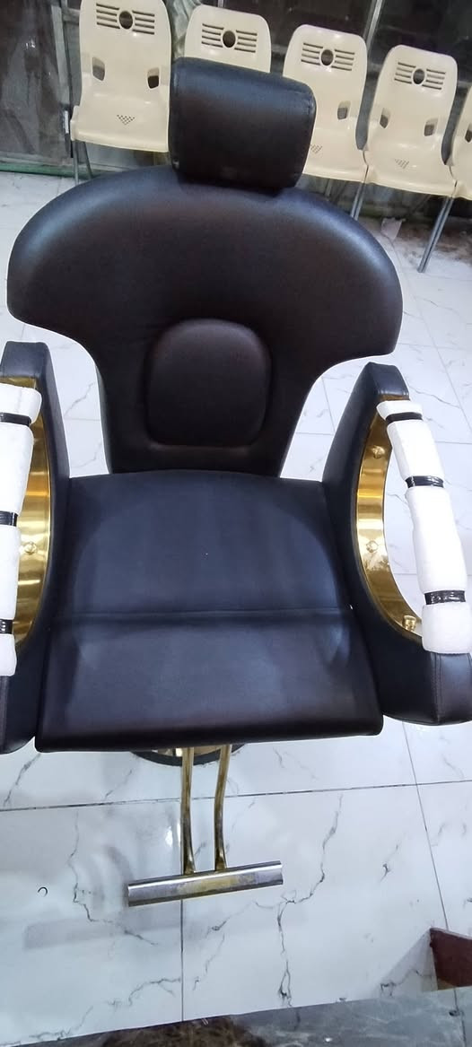 كرسي حلاقة للبيع في النجف نضافة 100٪
مستخدام اسبوع
مكان نجف للإستفسار ***********
