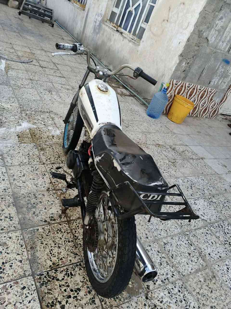 رجائن المو شراي لا يكسر بسعر العالم دراجه اوراق للبيع محرك حلو دبلات شغاله بصره هارثه قرب سيد سامي رايدهه ب ٣٠٠وبيها مجال رقمي***********
