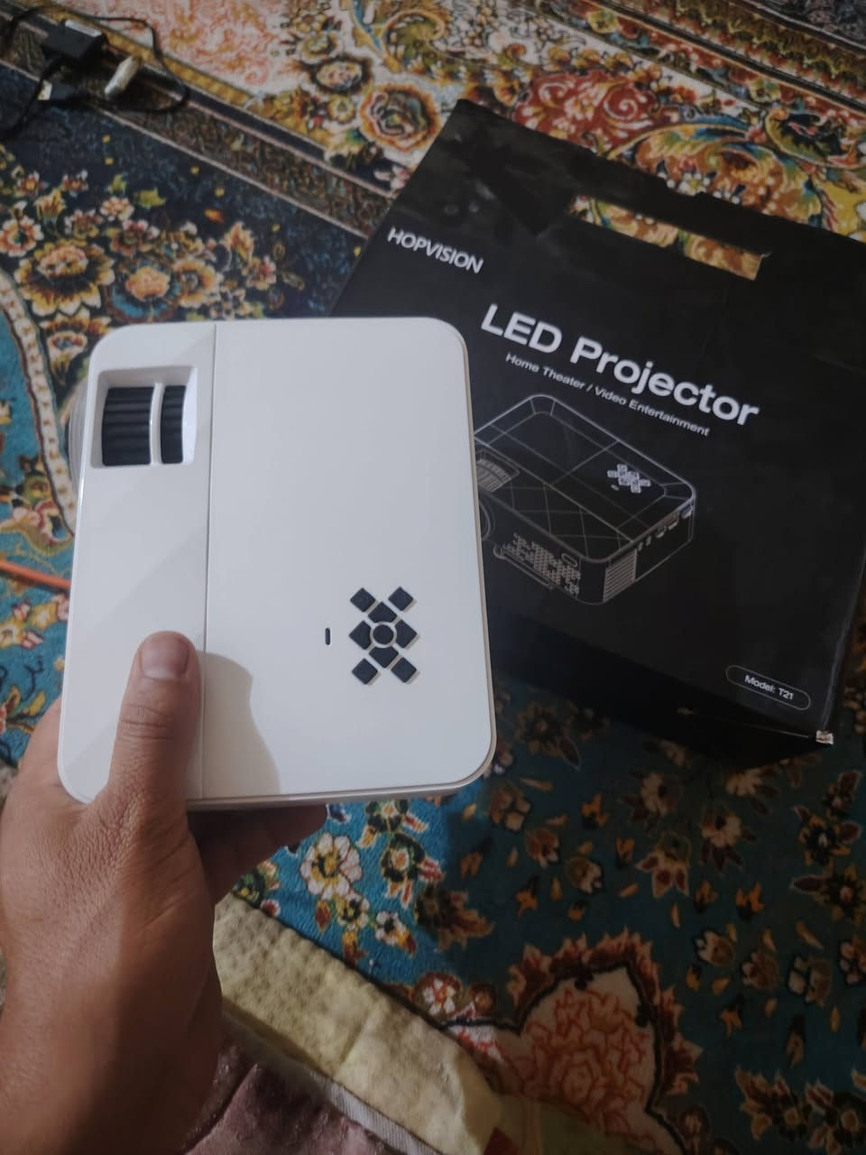 السلام عليكم طلعتلي بالبضاعة  داتا شو نقص ريموت بس بيها تحكم بالجهاز مثل دكم  ريمونت الي تفيده ينطي سعر وبالعافية


**إذا كنت صاحب هذا الإعلان وتريد حذفه لأي سبب، رجاءا أرسل رسالة إلى الدعم الفني**