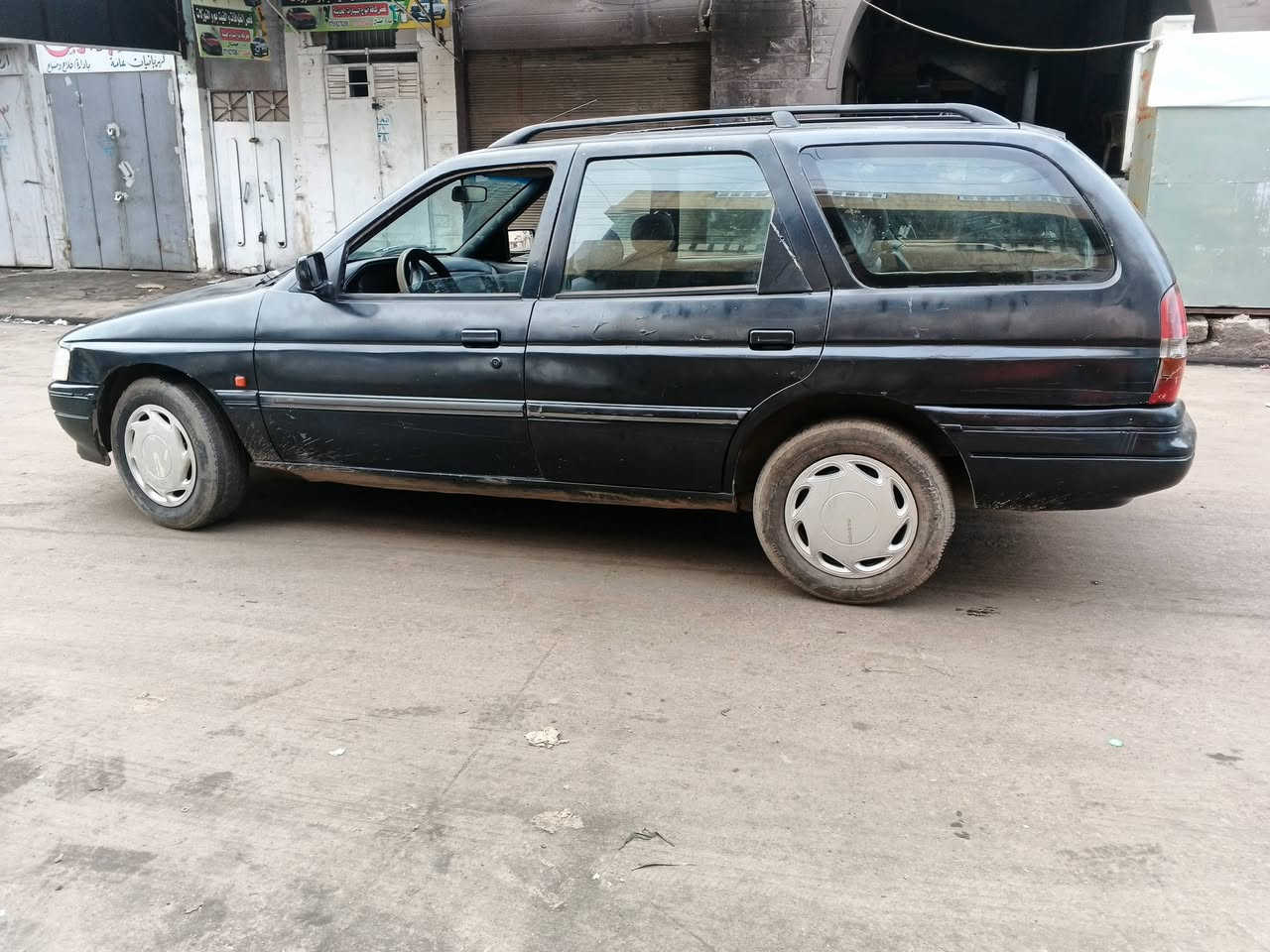 فورد سكورت موديل 91 مكينه جديده جير نظيف طقم نظيف وايرمينيه شغال وايرمنيه شغال شرطهح مصبوغه حزام سنويه خضراء      ***********.    سعر 13
