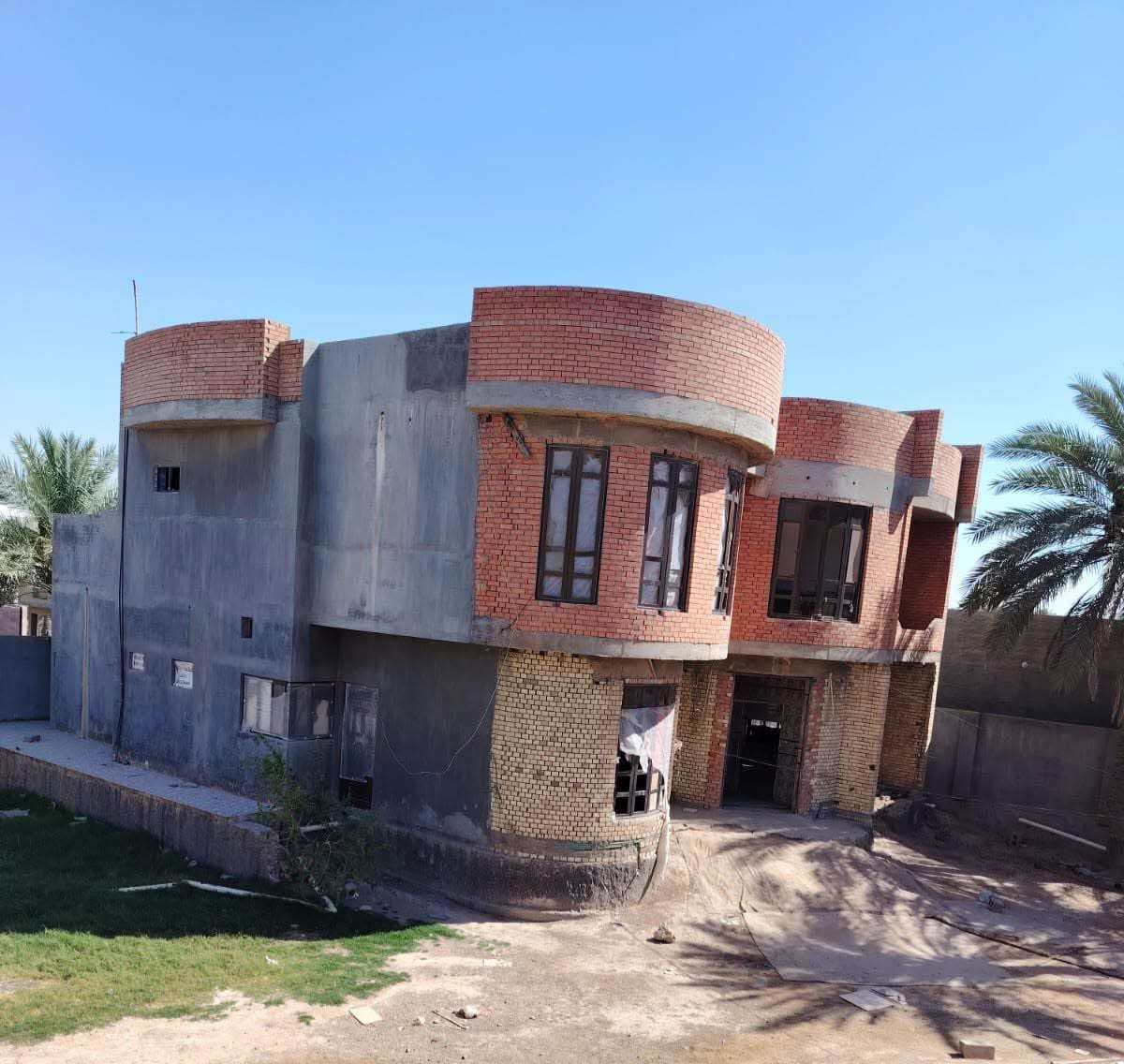 المكان الصوفية شارع البطرموز 
البيت يحتوي على استقبال ومطبخ حار وبارد و3 غرف وطابق ثاني صحيات ماء وكهرباء 
البيت يحتاج ترتيبات جام وتعديلات بسيطه 
تقطع من الايجار 
سعر الايجار 350 قفل 
للاستفسار الاتصال على الرقم *********** بغداد, العراق
