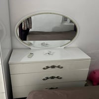 غرف نوم • ناحیەی ڕزگاری • ١٥٠م