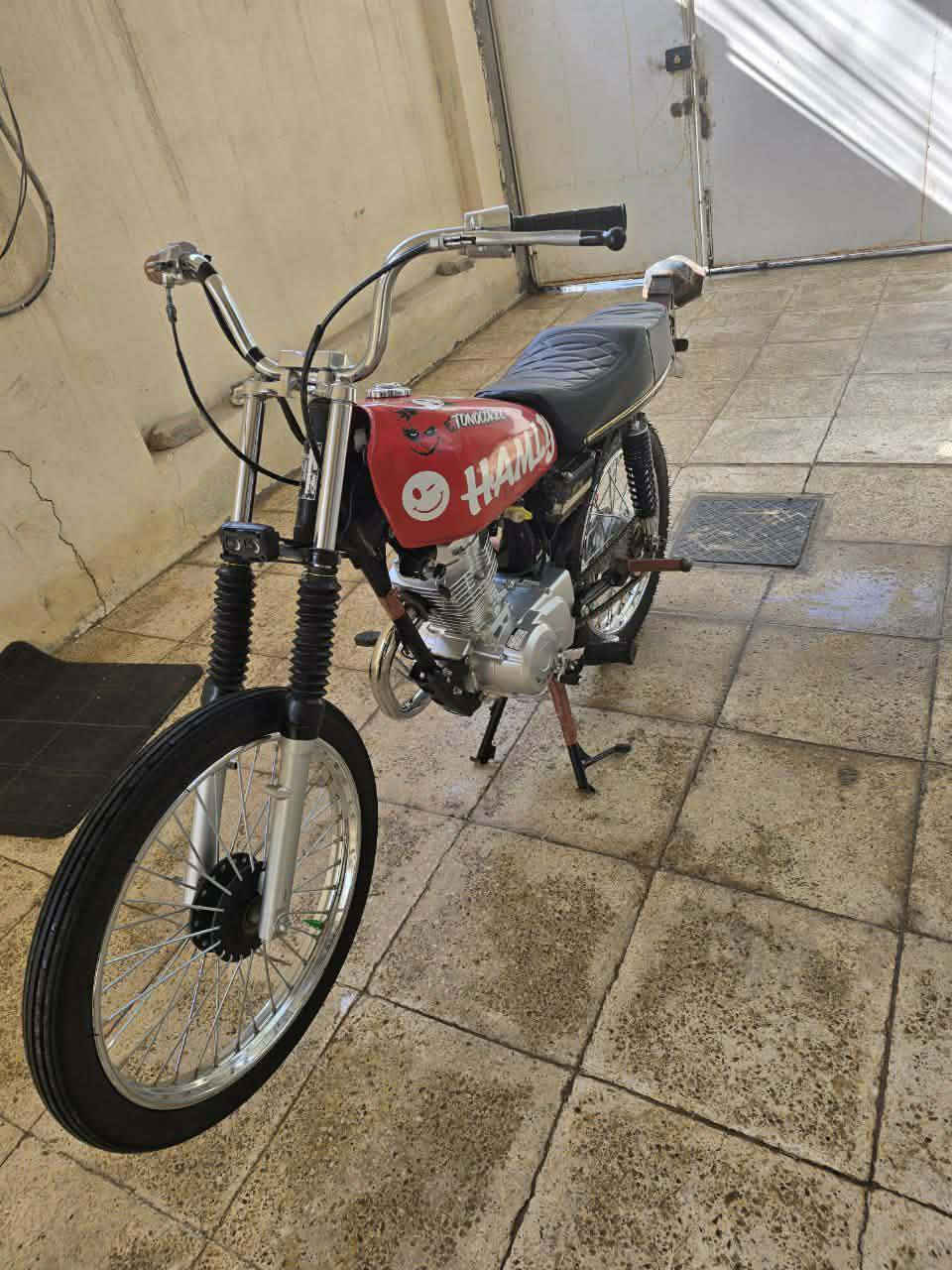 السلام عليكم تعميره للبيع بدون شاصي مكفوله من السرقه موديل 2025 مكينه ما مفتوحه حتى تفيلس ما مفيلسها ***********
