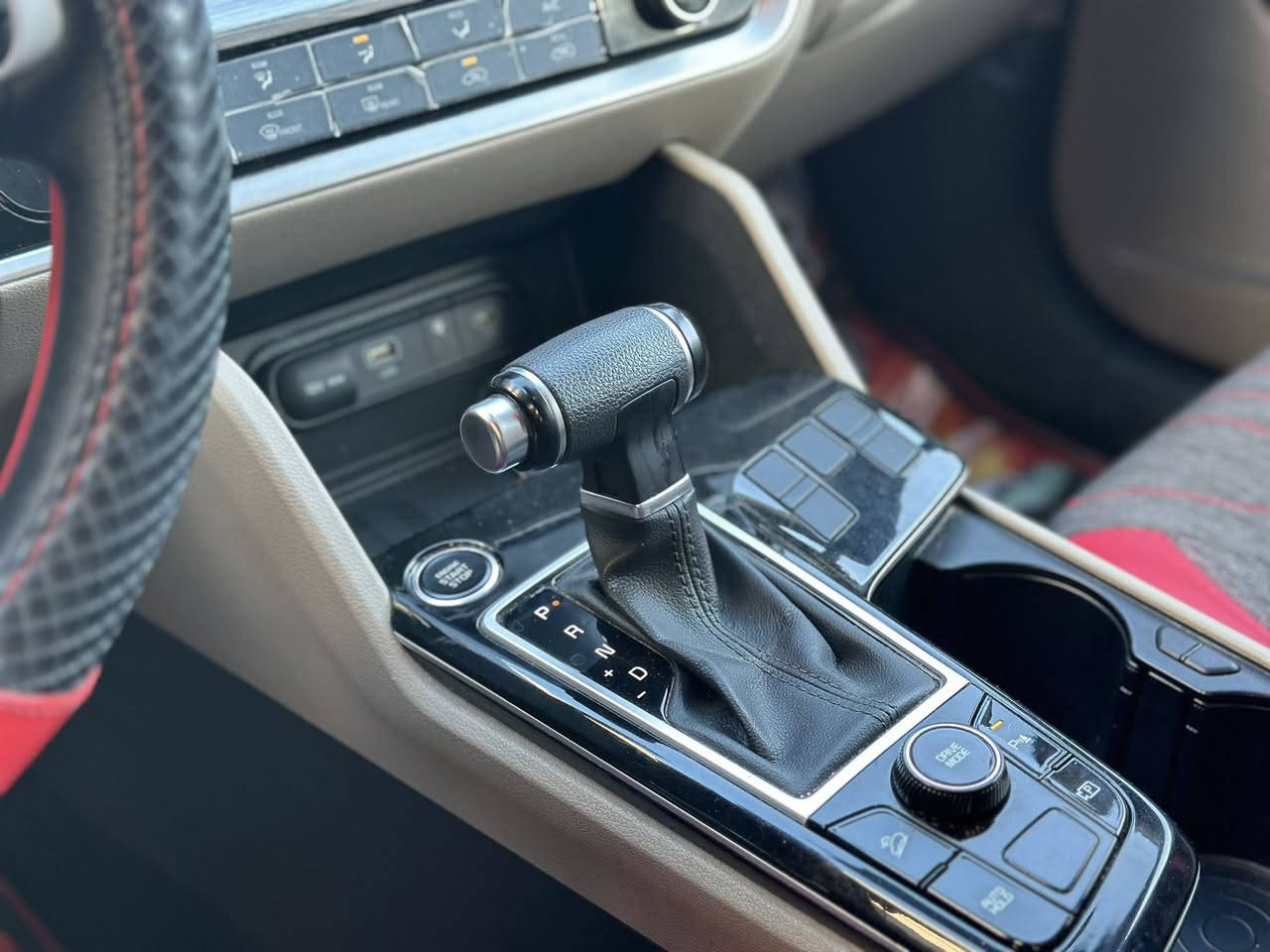 سبوتج 2023خليجية ماشية 27الف
شركة الدولية 
بصمة مري شفط 
دخول ترحيب
شفتات
كشنات مخمل 
رقم بغداد دولي جديد
مواصفاتالسيارة نص فول تشغيل عن بعد 
محرك 2000
مكان سيارة بغداد
اوتو هوالد 3انضمة قيادة
بيها صبغ ربع الجاملغ بدون دواخل  وبارد شي قليل 
السيارة جديدة بدون اي نقص 
السعر 208وبيها مجال بسيط 
للاستفسار اتصل وتدلل 
***********
