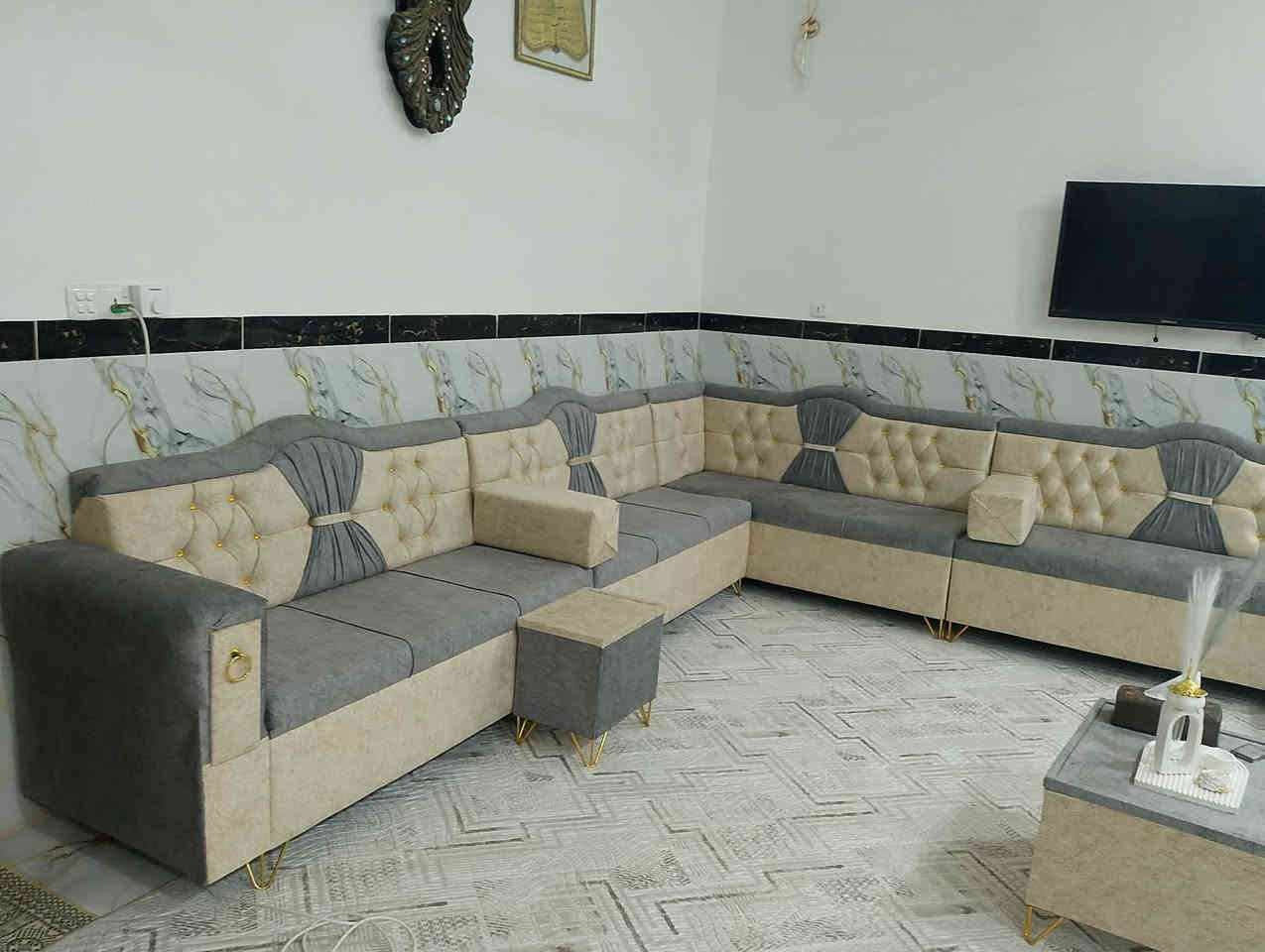 اللهم صل على محمد وآل محمد
دائما نسعى لتقديم المزيد والمميز من عملنا 
عرض..... 
نعمل لخدمتكم أنواع التخم والدواوين التركي بأيادي عراقية ودرجة اولة مع ضمان 
10مقاعد  مع هديه ٣طبلات+٦كوشات
٧مقاعد  مع هديه كوشات
5مقاعد  مع هديه كوشات
 نعمل دواوين قياسات حسب الطلب والقياسات تاج ملكي +مودرن
كذالك نعمل ديوان حرف L
او حرف U
مواصفات 
.ّ...خشب جام روسي +بلاويد اسود
سفنج مميز اول
اقمشه تركيه  بجميع الخامات
توصيل داخل ذي قار مجانا 
العنوان ..الشطرة الحولي قرب ملعب سمير الخماسي
للاستفسارمراسله الصفحه أو الاتصال على الرقم *********** 

https://www.facebook.com/معمل-محمد-الغزي-لصناعة-كافة-أنواع-التخومة-والدواوين-108387161527411/
