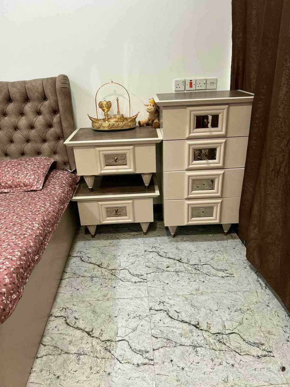 غرفه للبيع جديده مستعجله ع بيع المكان الغزاليه


**إذا كنت صاحب هذا الإعلان وتريد حذفه لأي سبب، رجاءا أرسل رسالة إلى الدعم الفني**